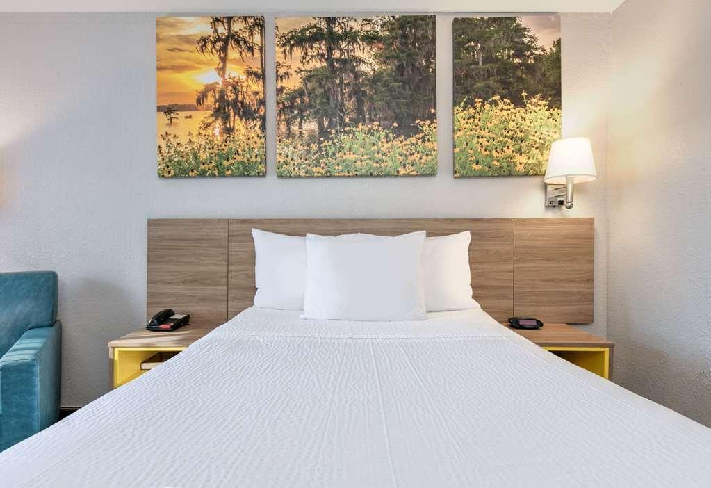 Days By Wyndham Ms Hotel