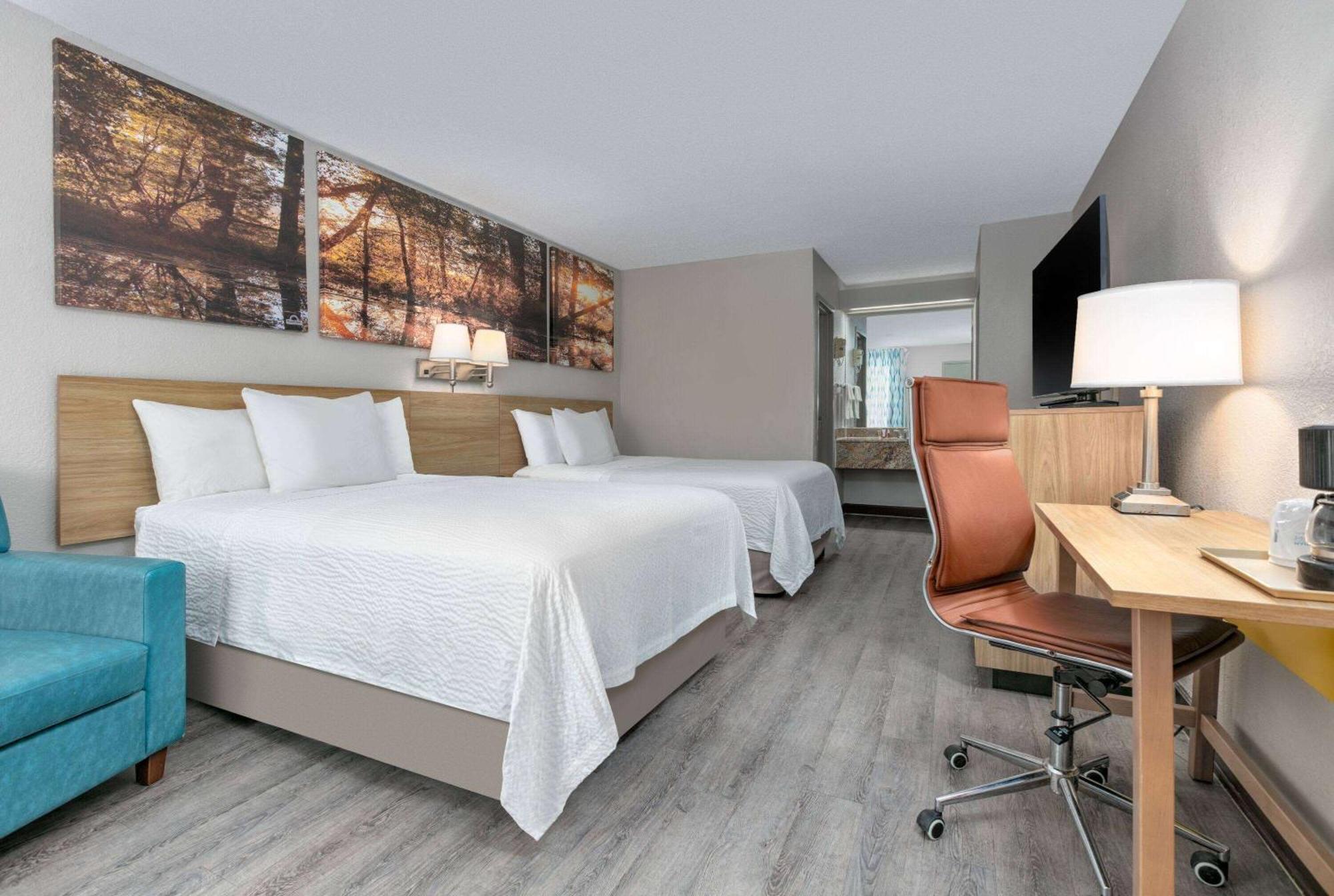 Days By Wyndham Ms Hotel